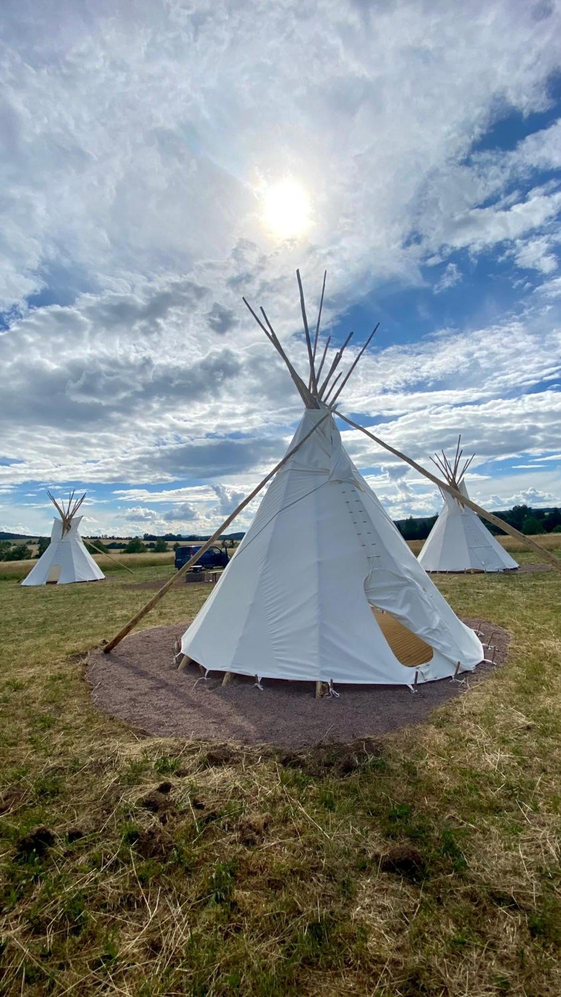 Готель Alpaka-Tipi-Park Бад-Зальцунген Екстер'єр фото
